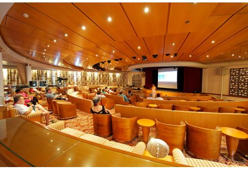 El Show Lounge es el Teatro del Barco